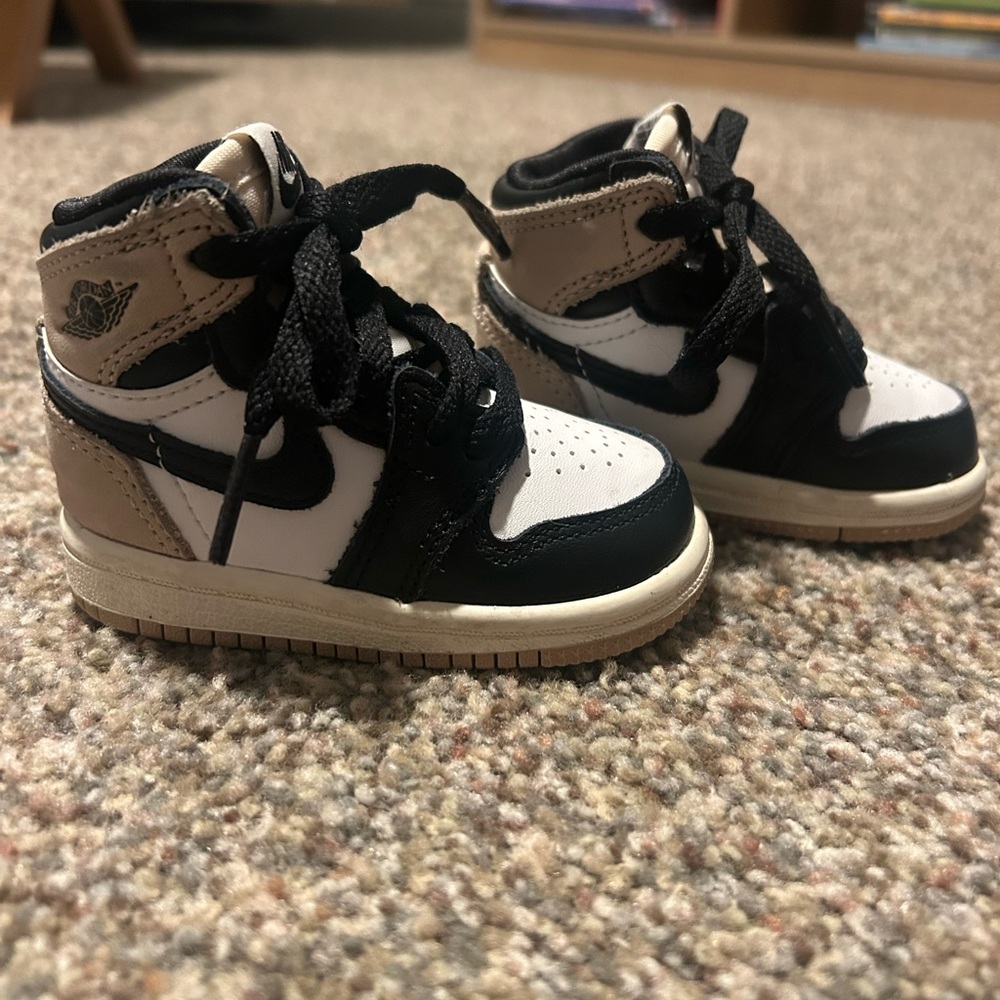 Nike Hightops Baby Size 3C EUC